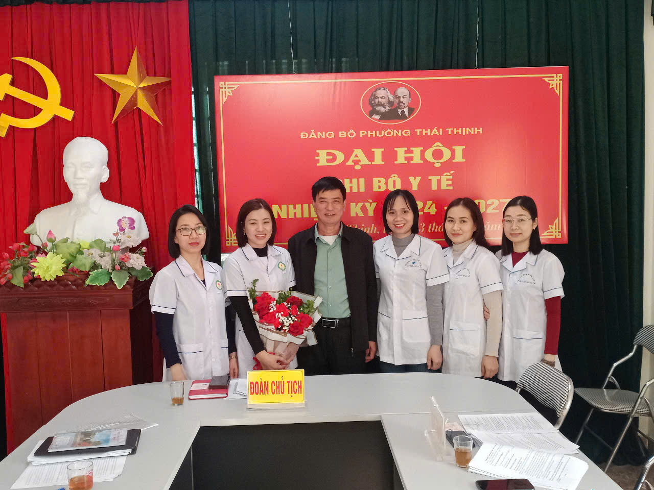 PHƯỜNG THÁI THỊNH HOÀN THÀNH TỔ CHỨC ĐẠI HỘI CÁC CHI BỘ TRỰC THUỘC NHIỆM KỲ 2024 - 2027.